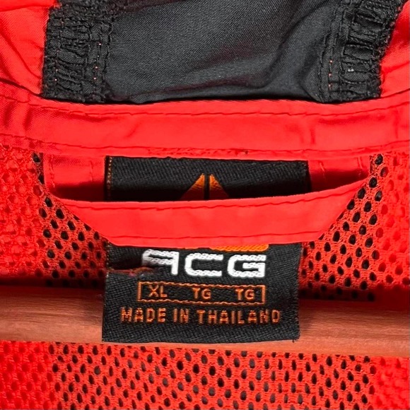 Vintage 1990s Nike ACG Red & Black Jacket - Picture 5 of 5